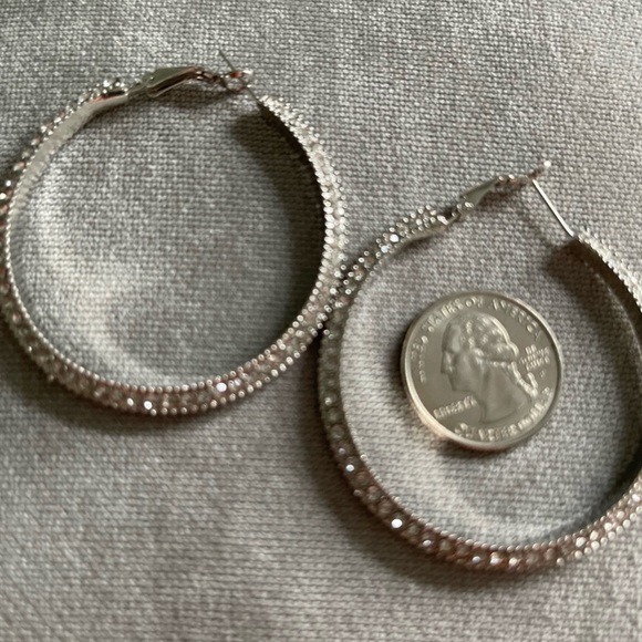 New Sterling Silver White Sapphire Minimalist Luxury Classic Hoop Earrings - Picture 8 of 16